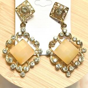 Elegant Gold and Yellow Earrings